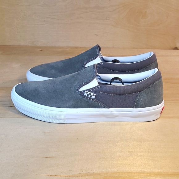 Vans Classic Slip-On Gray Canvas/Suede Men's Athletic Shoes - Picture 5 of 11